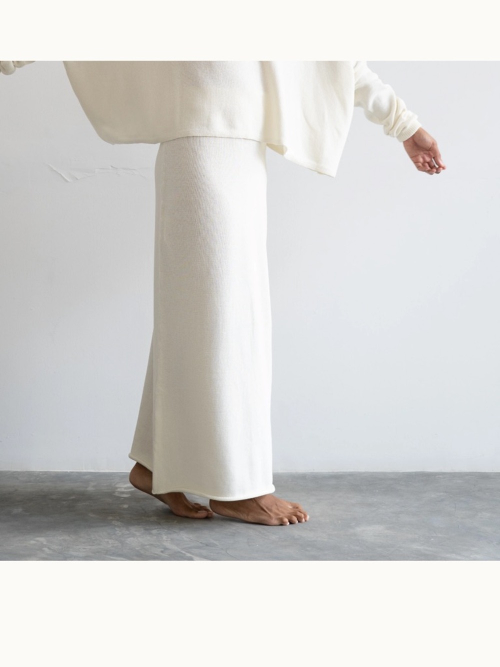 Avy & Co Tilda Cream Knit Skirt - Picture 2 of 8
